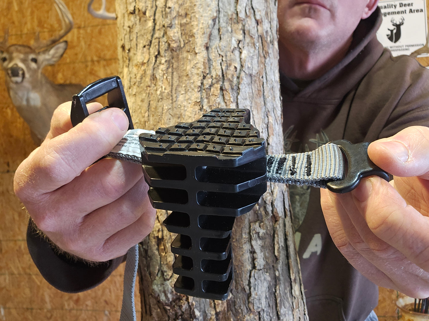 Flat Hook and Cam Buckle Straps